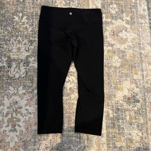 Lululemon Crop Leggings sz 8